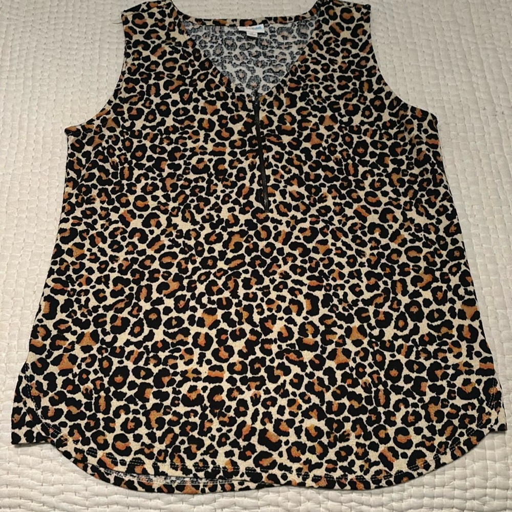 LuLaRoe Rachel V-Neck Sleeveless Shirt